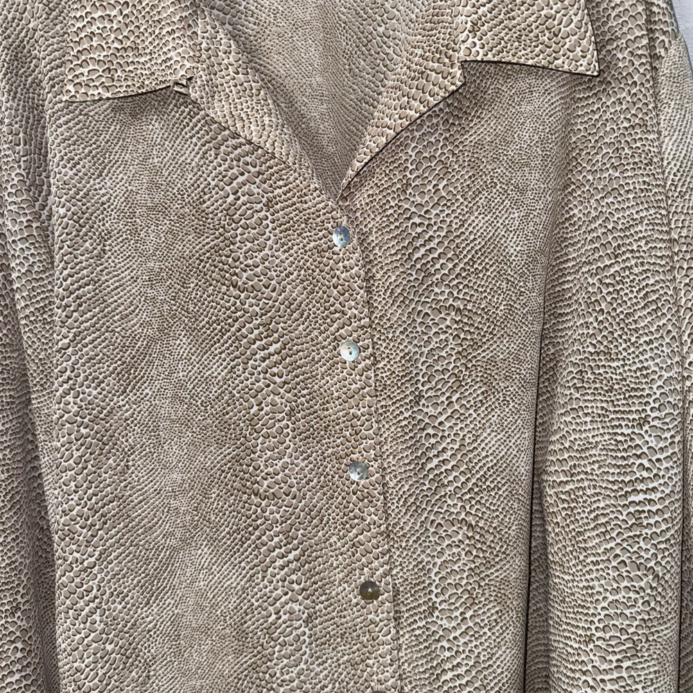 Maggie Barnes Buttoned Down Tunic Top Animal Print Size 32W Casual Brown/White - Picture 4 of 9